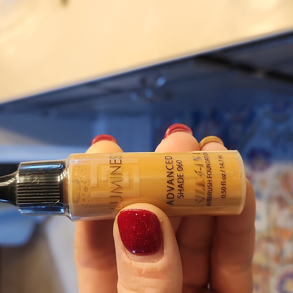 Luminess Airbrush Foundation